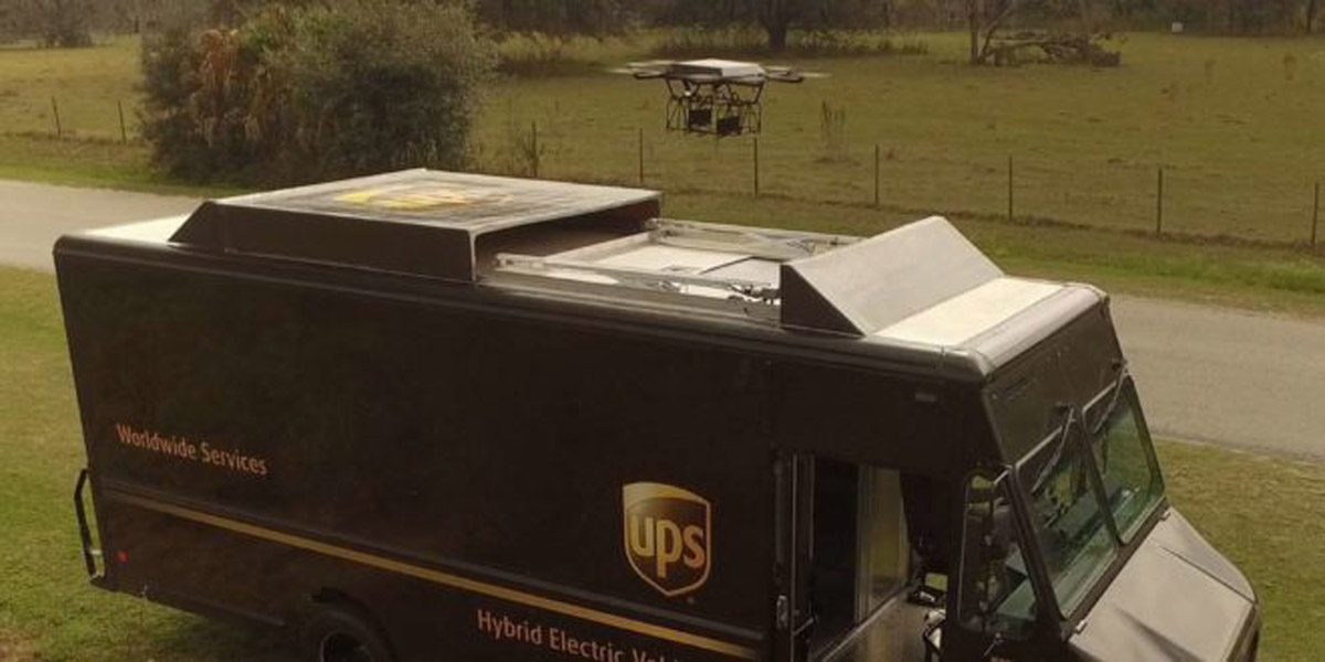 Livraison drone ups camion hybride